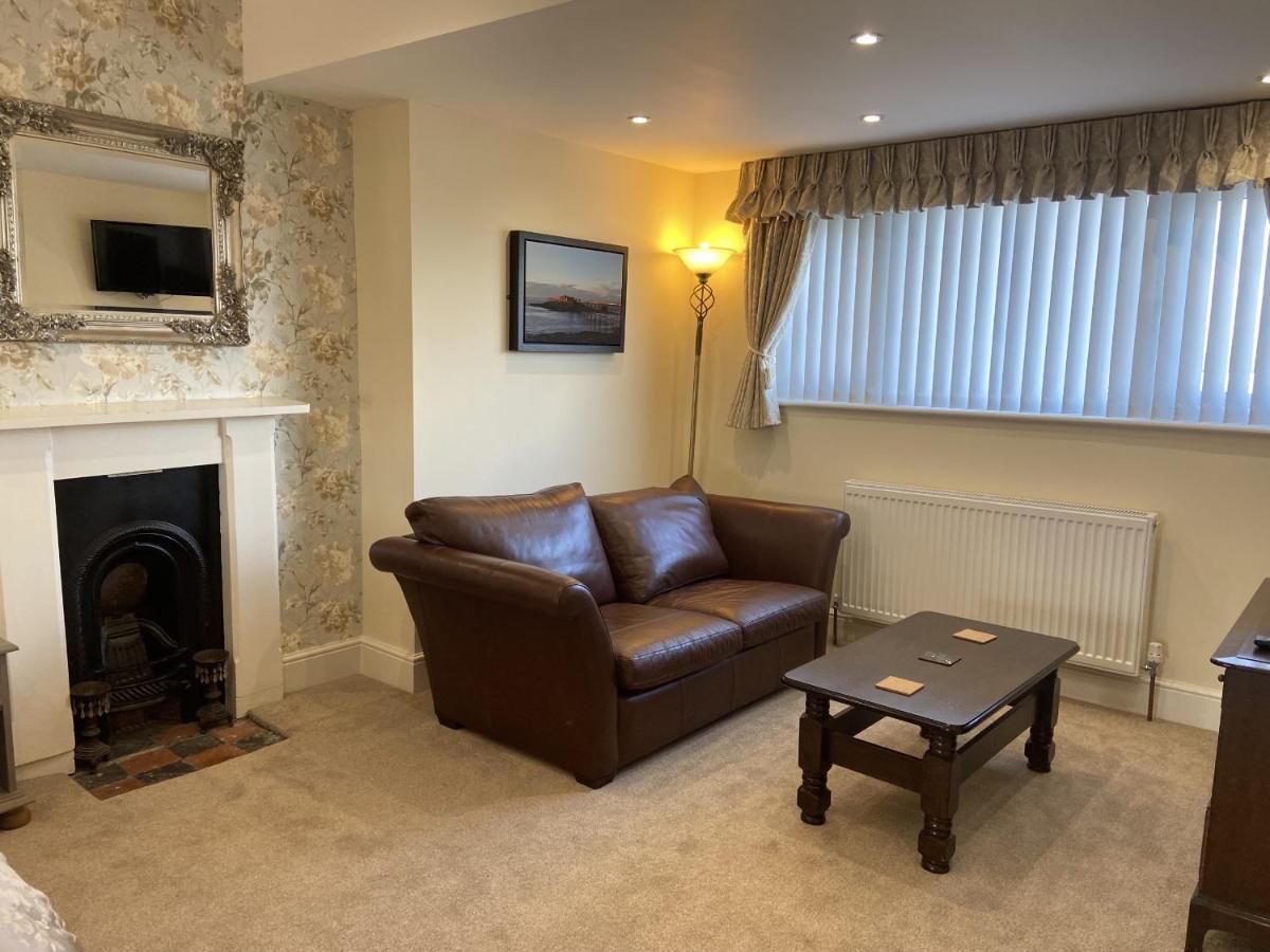 The House Luxury Super Mare